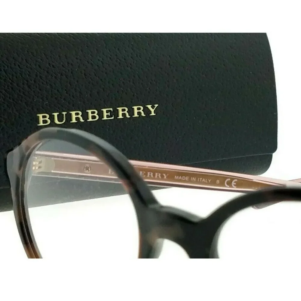 Burberry buy confidence